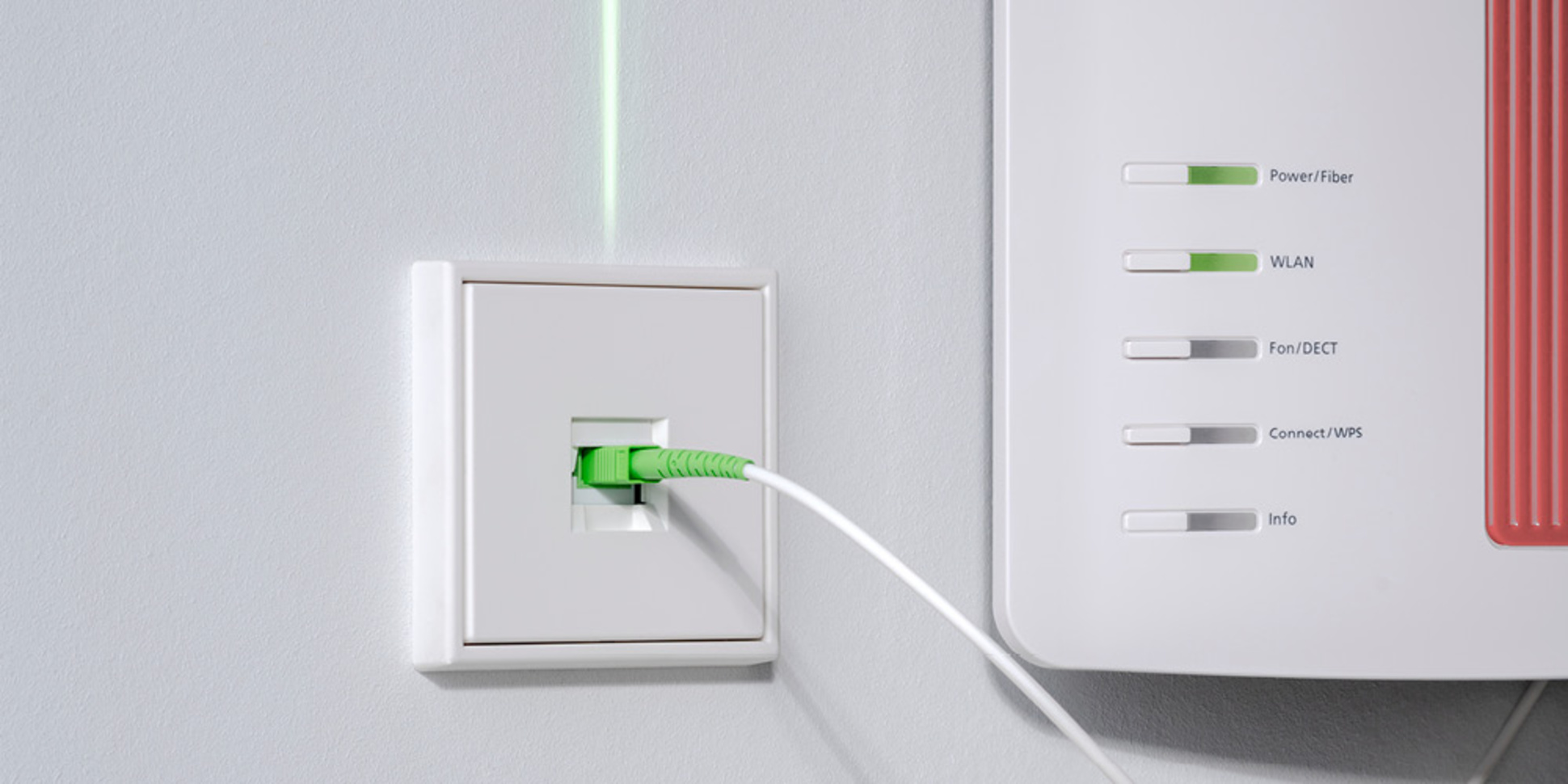 Die neuen Glasfaser-Anschlussdosen bei Elektro Everding in Winnenden